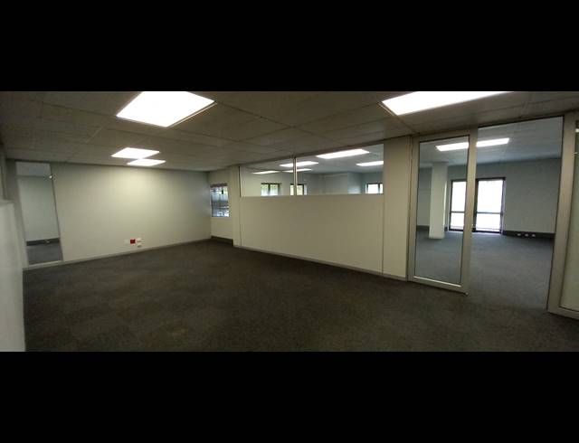 843M² OFFICE TO LET IN WOODMEAD